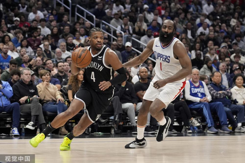 生篮球赛中 生篮球赛中