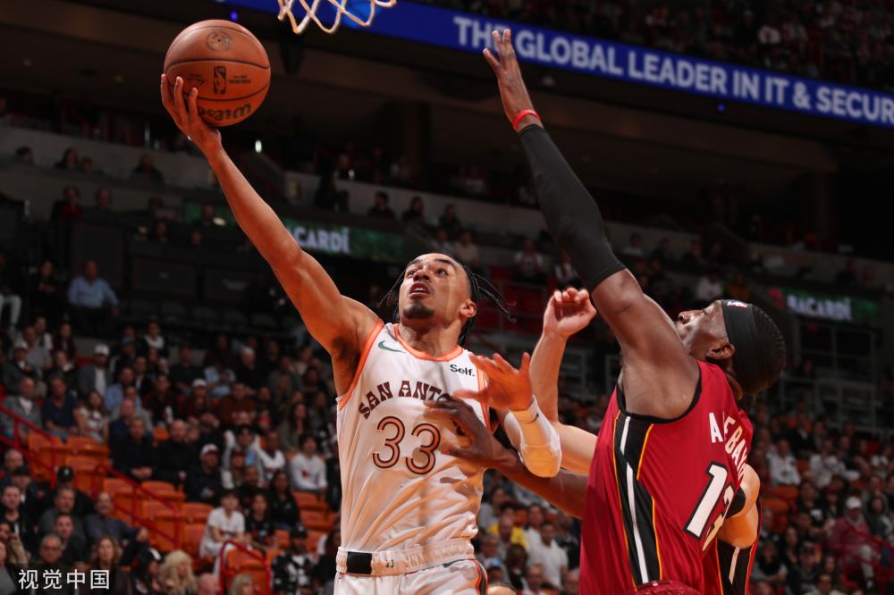 多纳鲁马和 多纳鲁马和